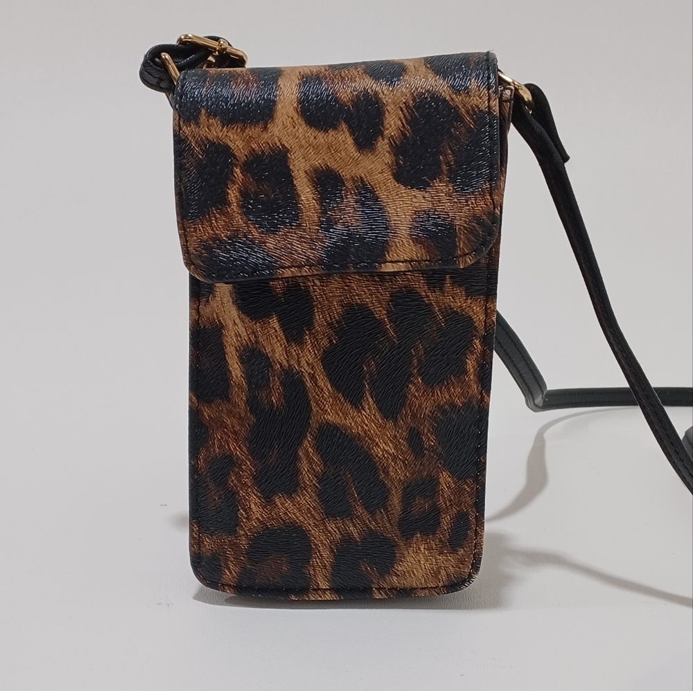 Brown and Black Leopard Print Crossbody Bag!